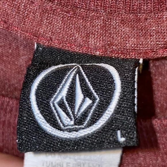 Volcom Burgundy Graphic Tee Shirt - Picture 4 of 5